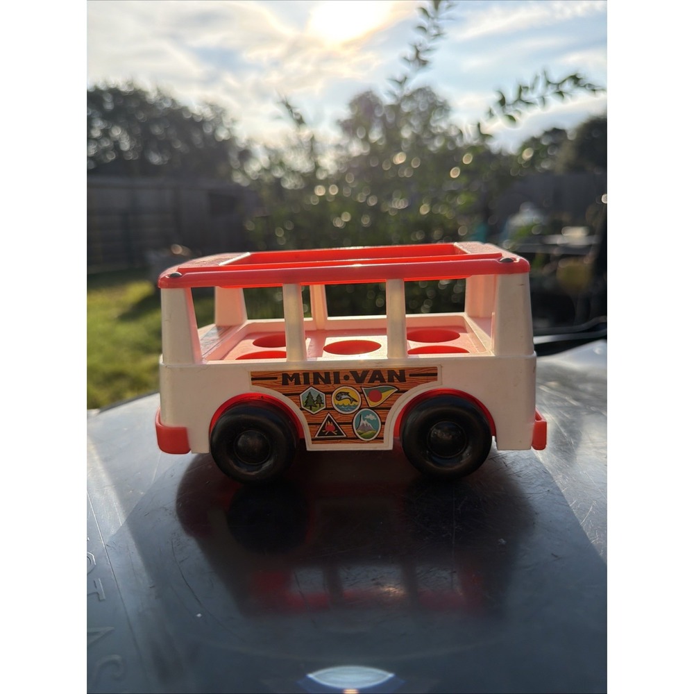 Vintage Fisher Price Little People 1969 Mini-Bus FP-141